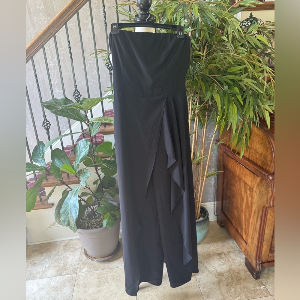 LULU’s ladies, black sleeveless jumpsuit, zip up back flowy wide leg medium - Picture 3 of 12
